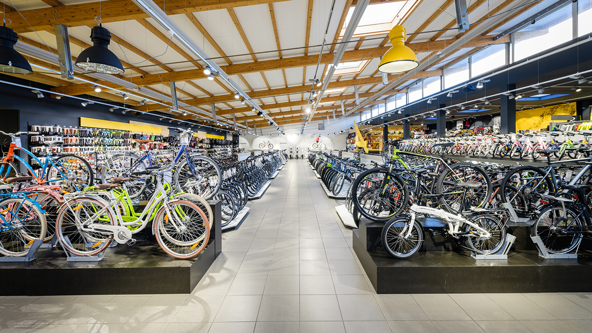 Große Ausstellungsfläche Fahrrad